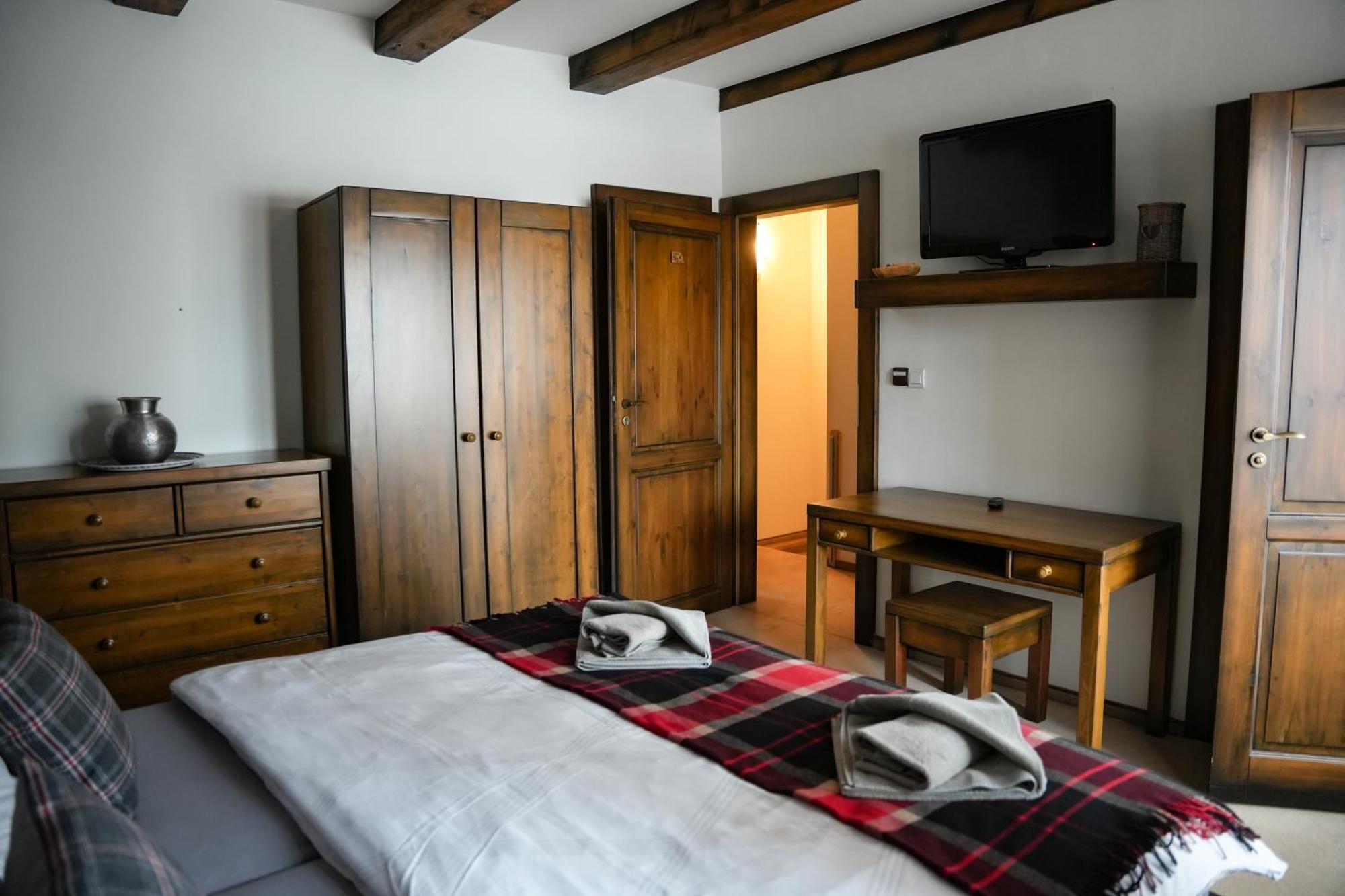 Family Apartment In Tatranska Lomnica Bagian luar foto