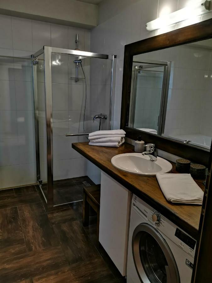 Family Apartment In Tatranska Lomnica Bagian luar foto