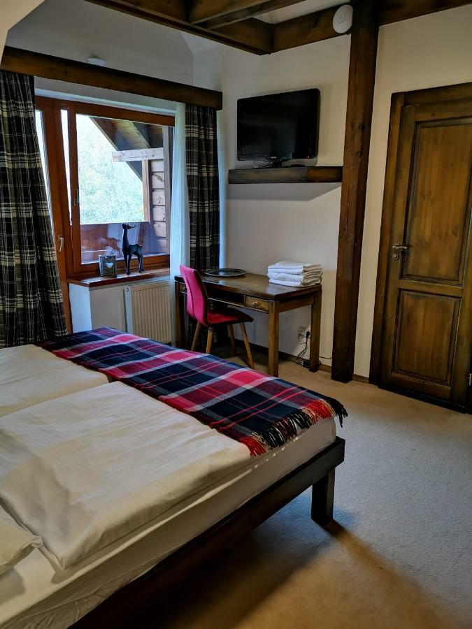 Family Apartment In Tatranska Lomnica Bagian luar foto